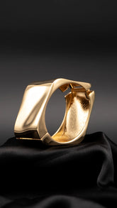 Lustre Flow Bangle