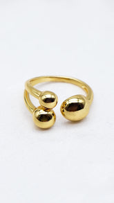 Trio Gleam Statement Ring