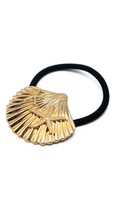 Shoreline Shell Cuff