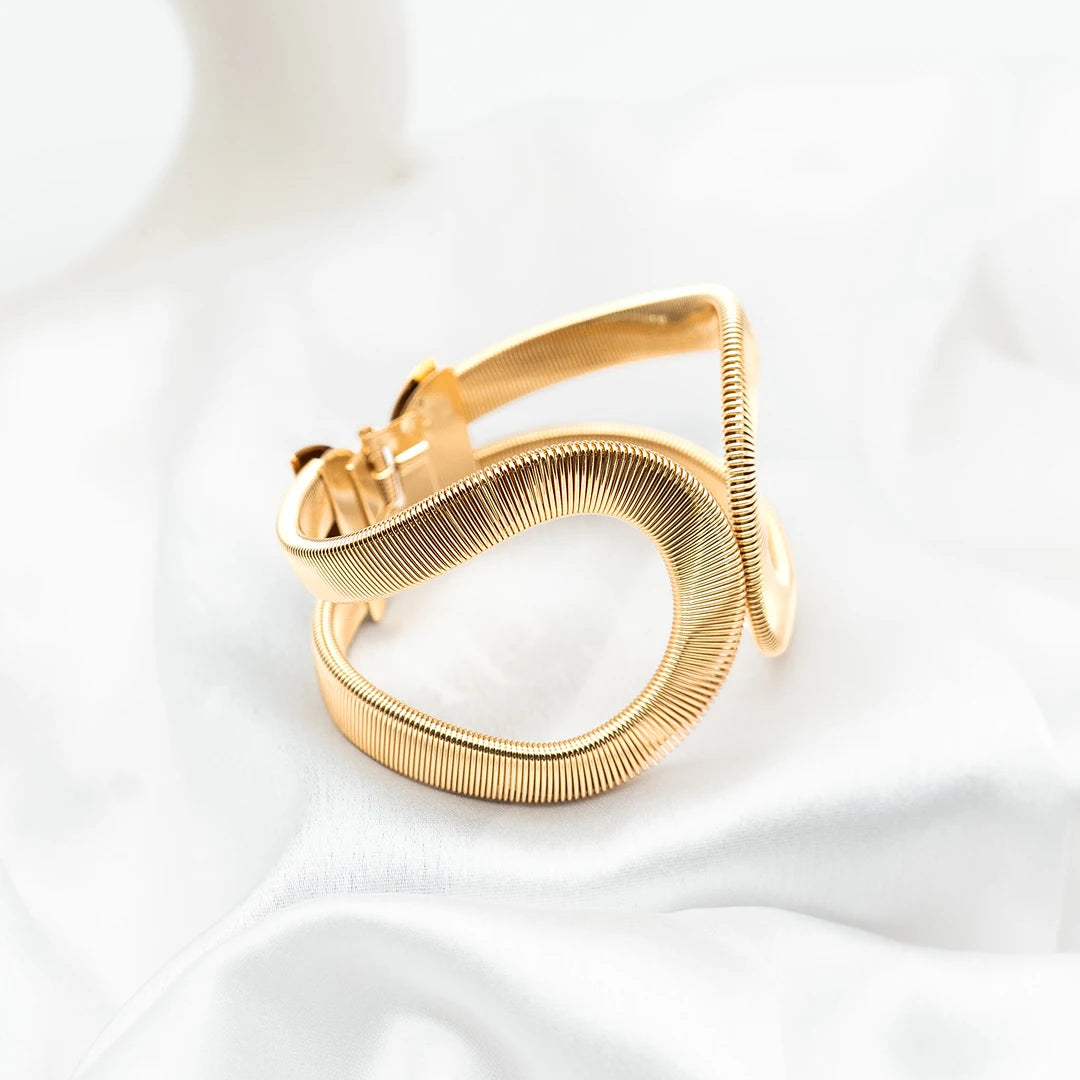 Infinity Knot