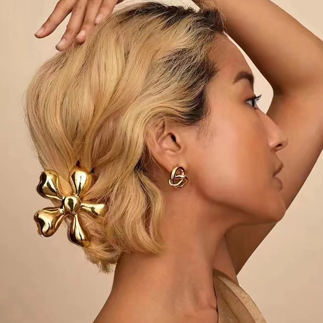 Flora Royale Gold Plated Clip