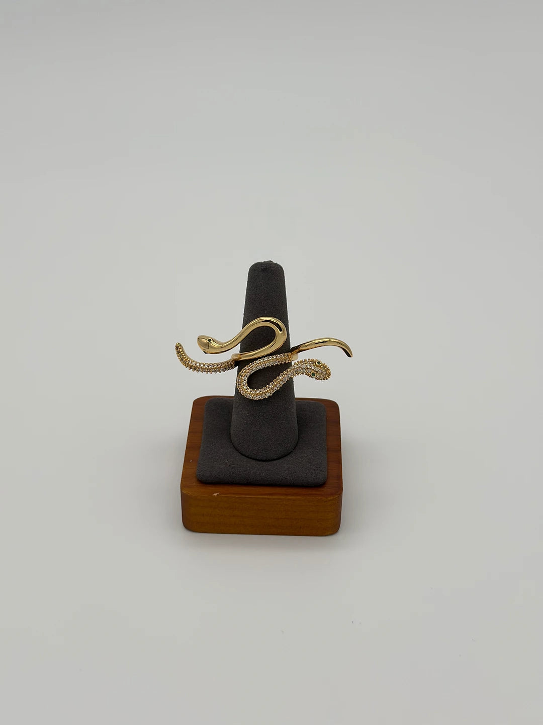 Elysian Venom Statement Ring