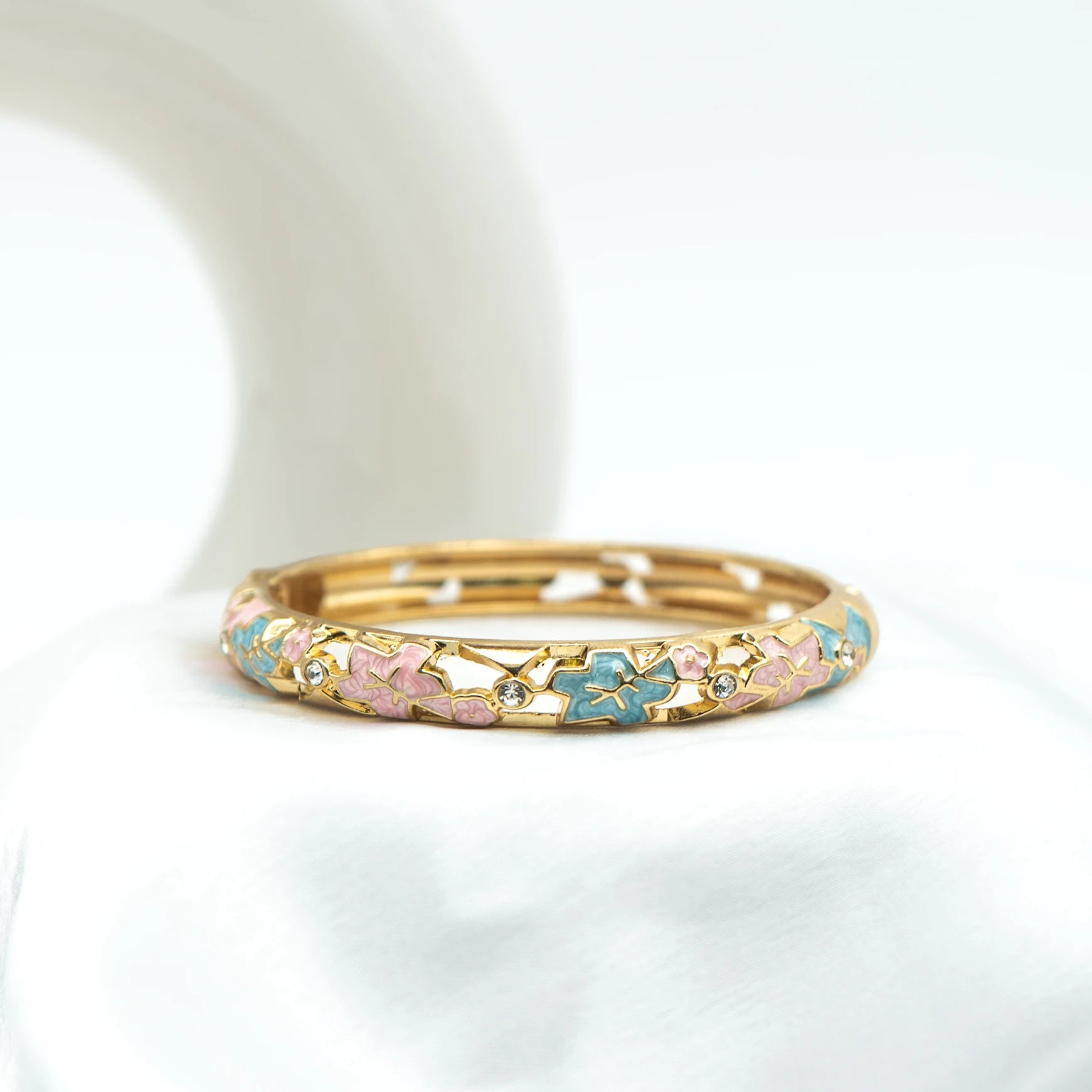 Taara Bangle