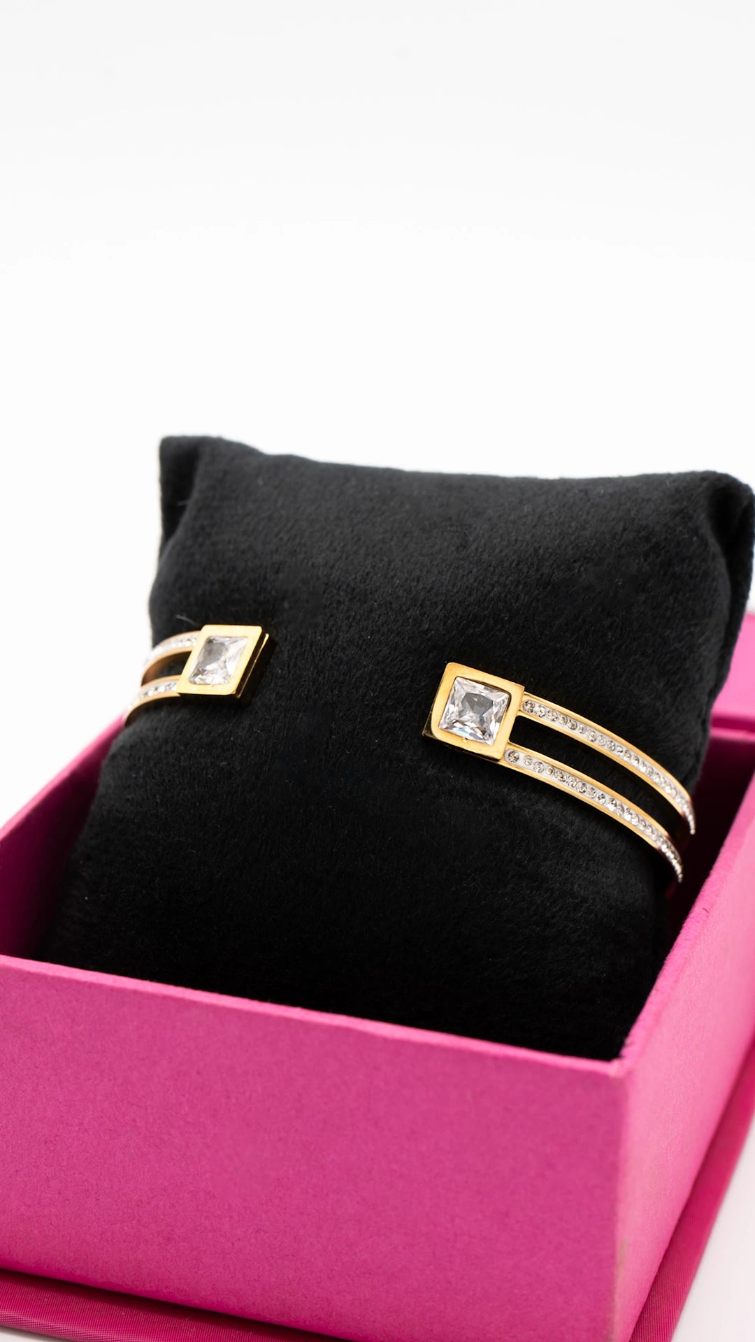 Orabelle Bangle