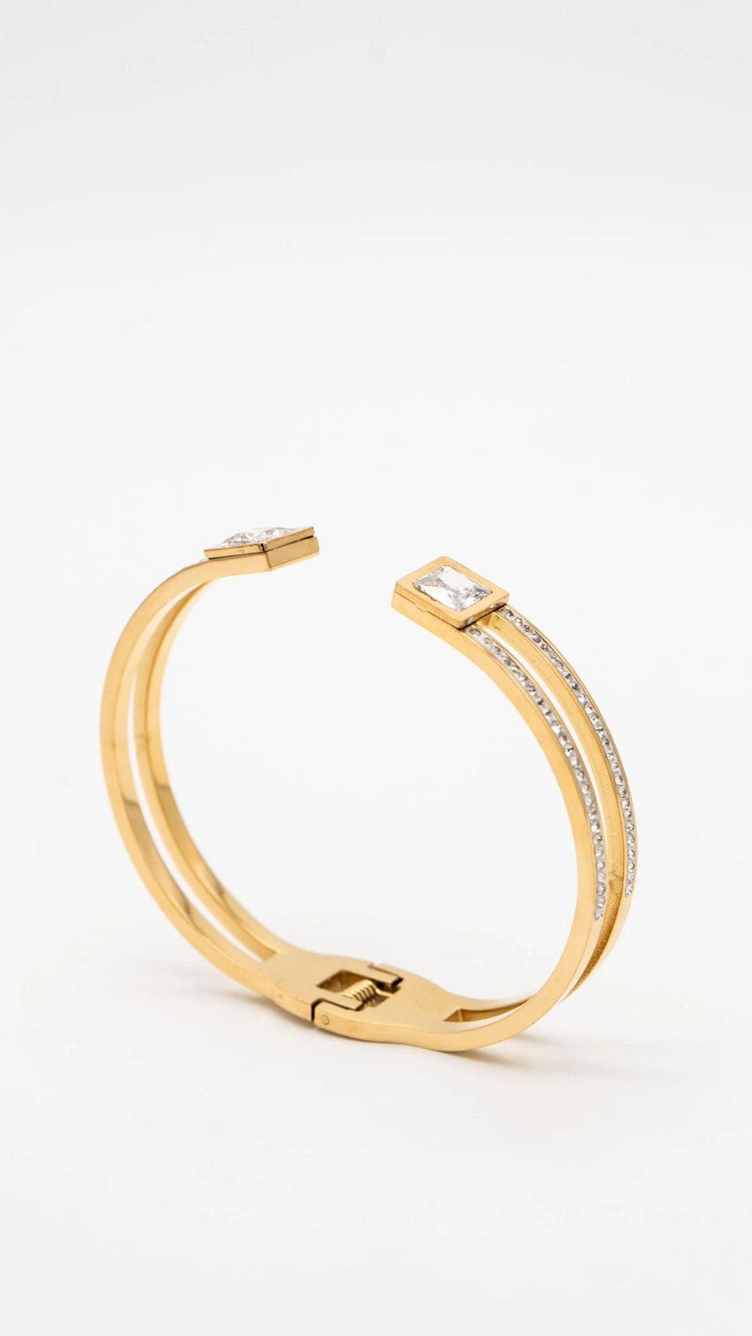 Orabelle Bangle