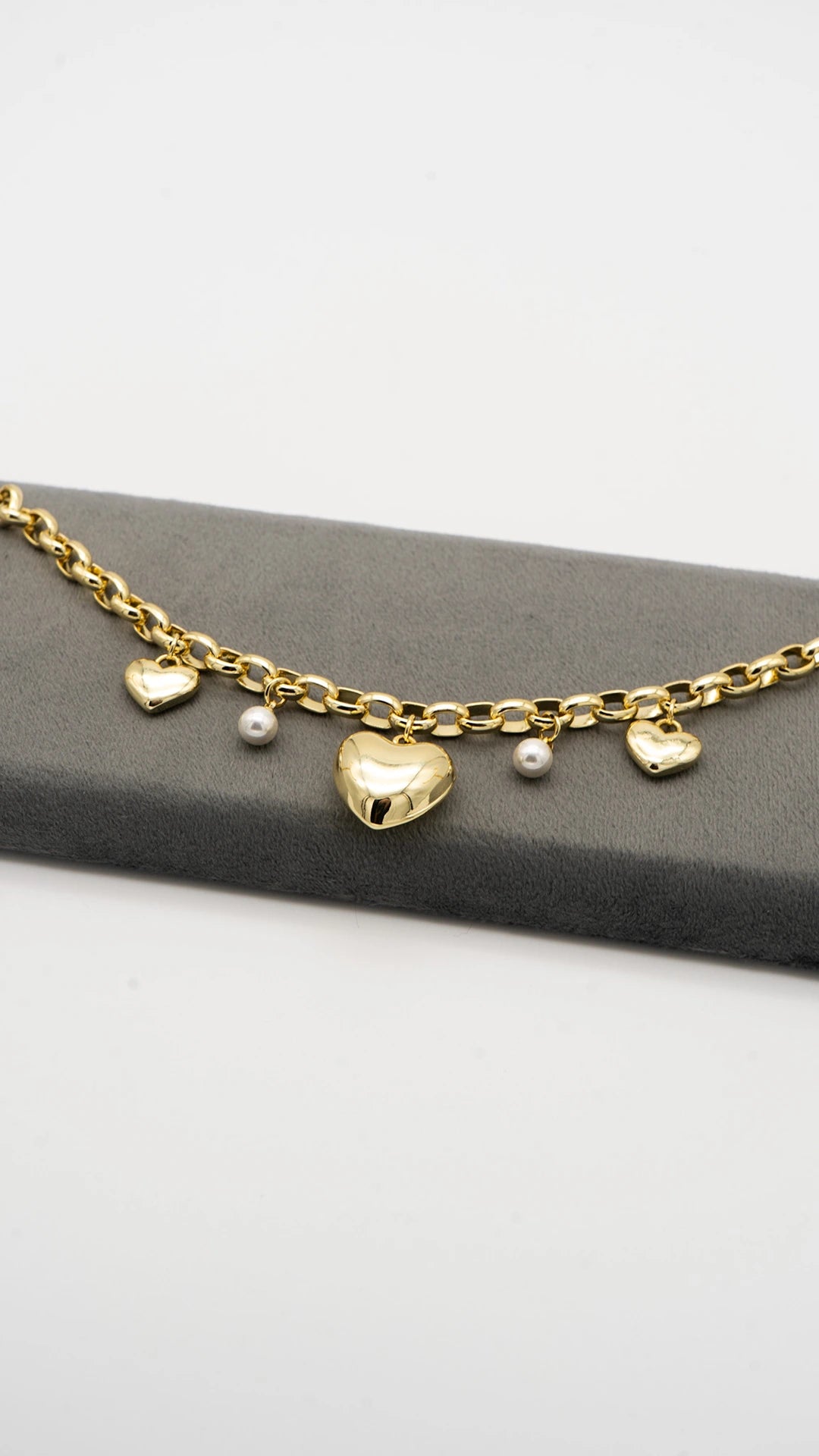 Heartful Gleam Bracelet