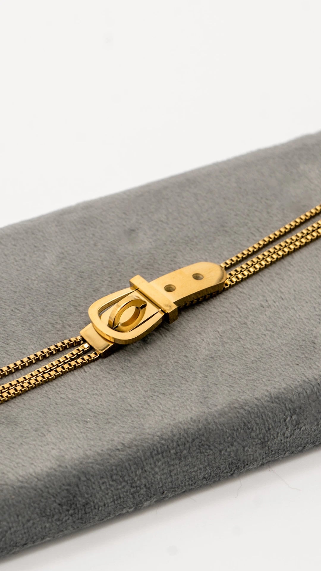 Golden Clasp Bracelet