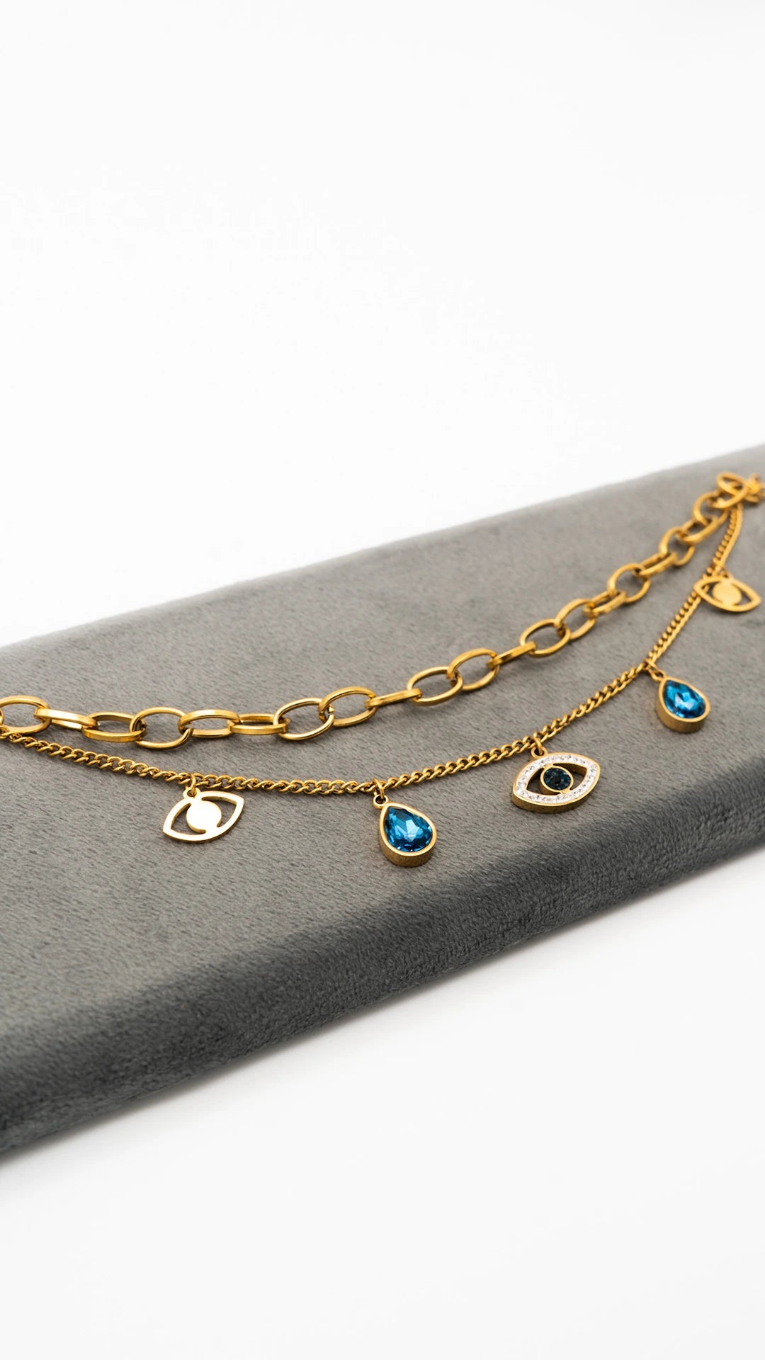 Glowy Gaze Bracelet