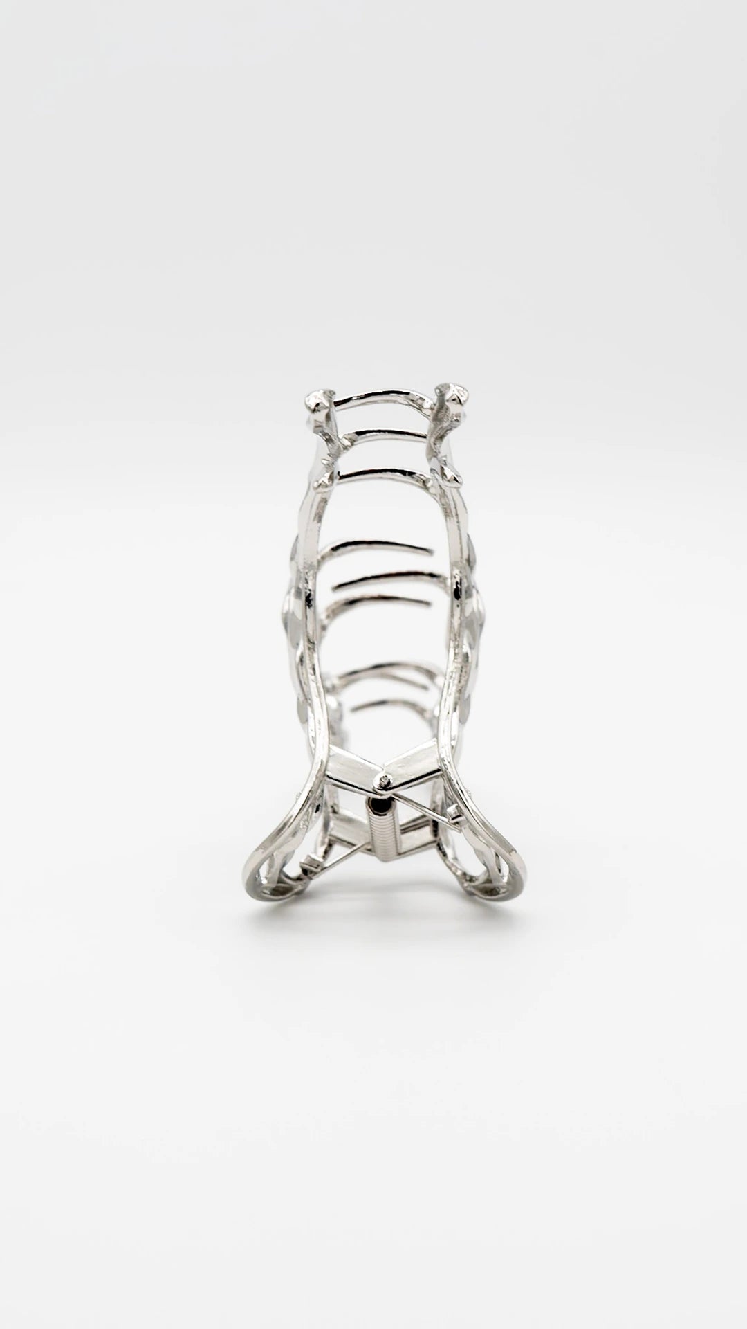 Celestia Flow Claw Clip