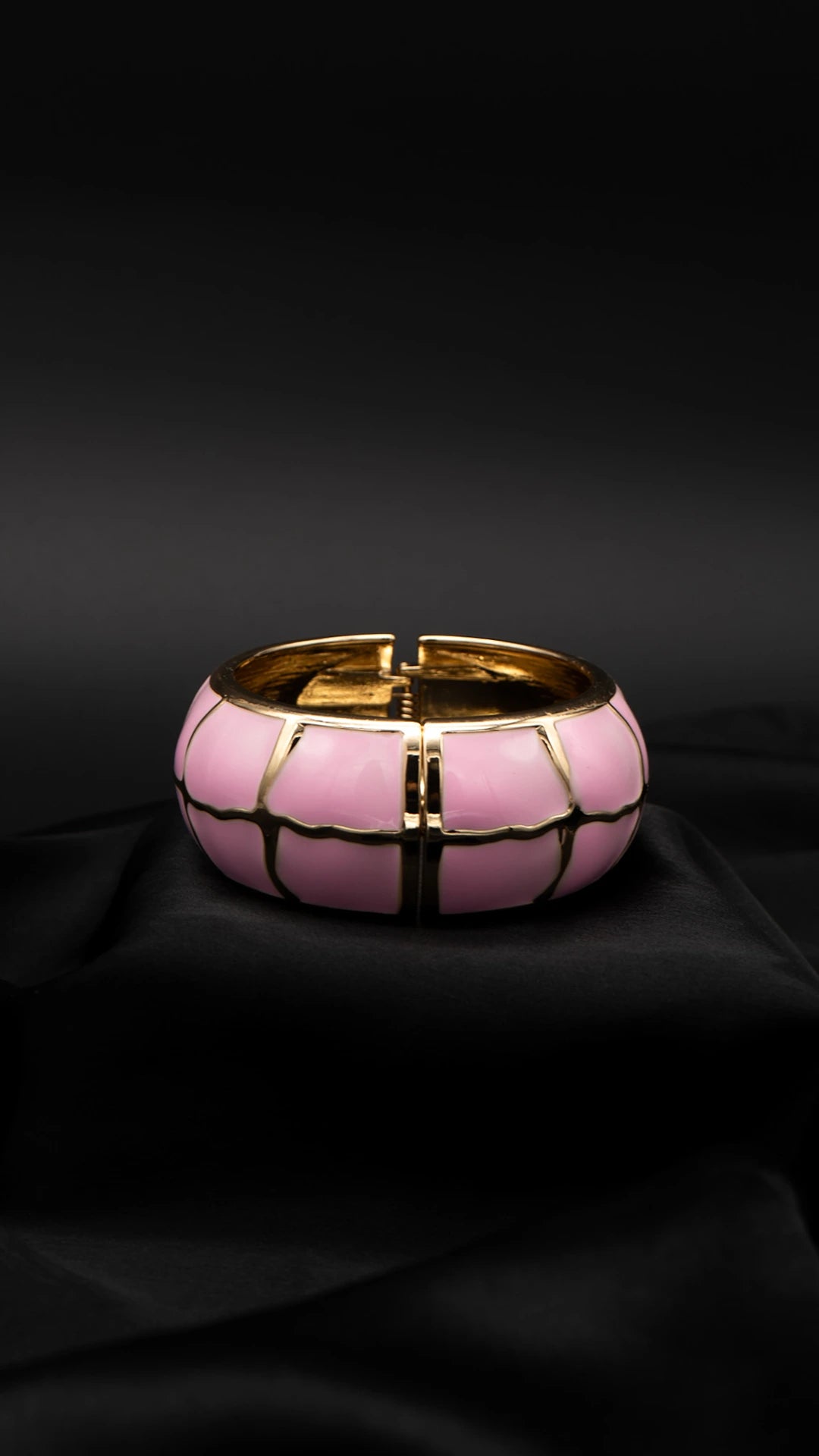 Sira Blush Bangle
