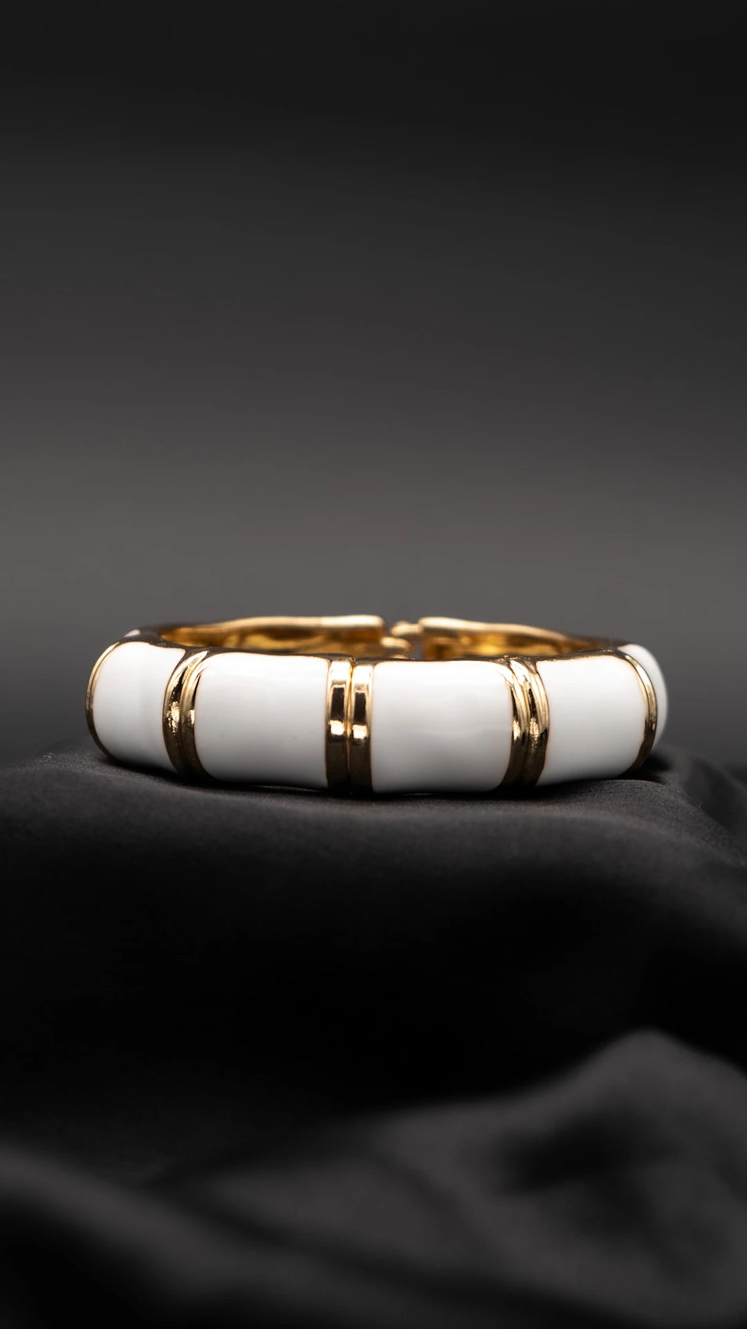 Ira Dove Bangle