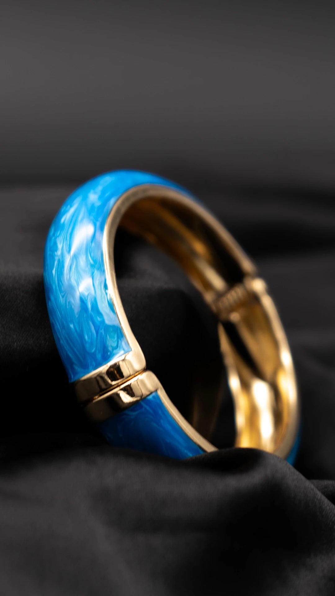 Evara Sky Bangle