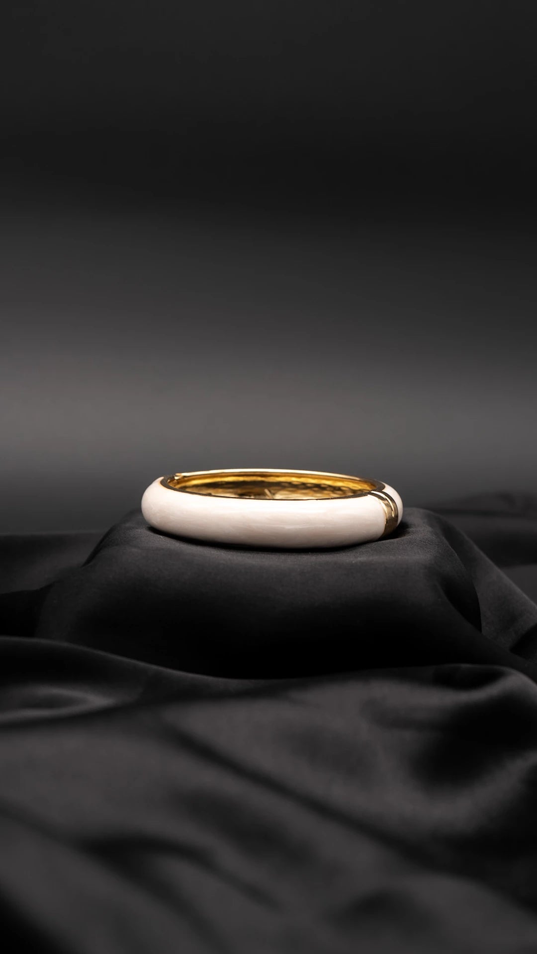 Evara White Bangle
