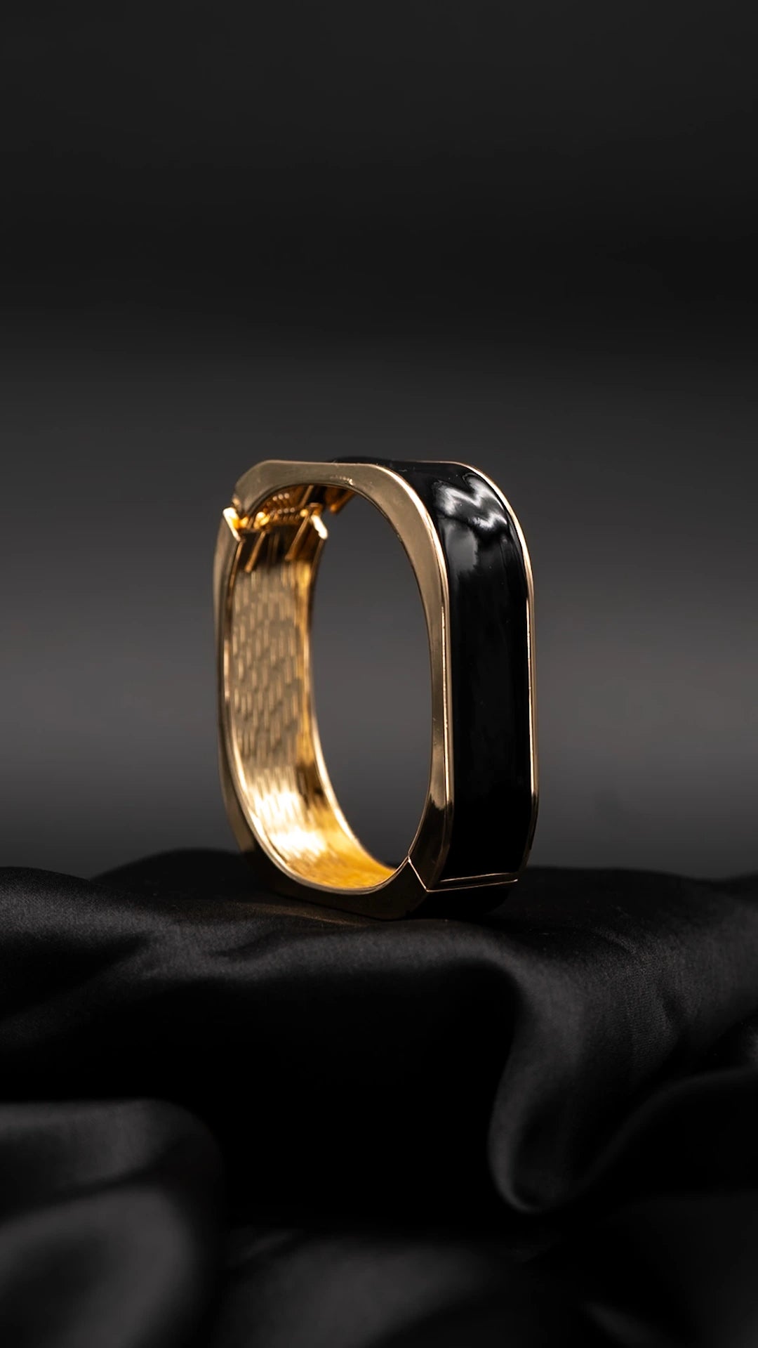 Ophelia Bangle