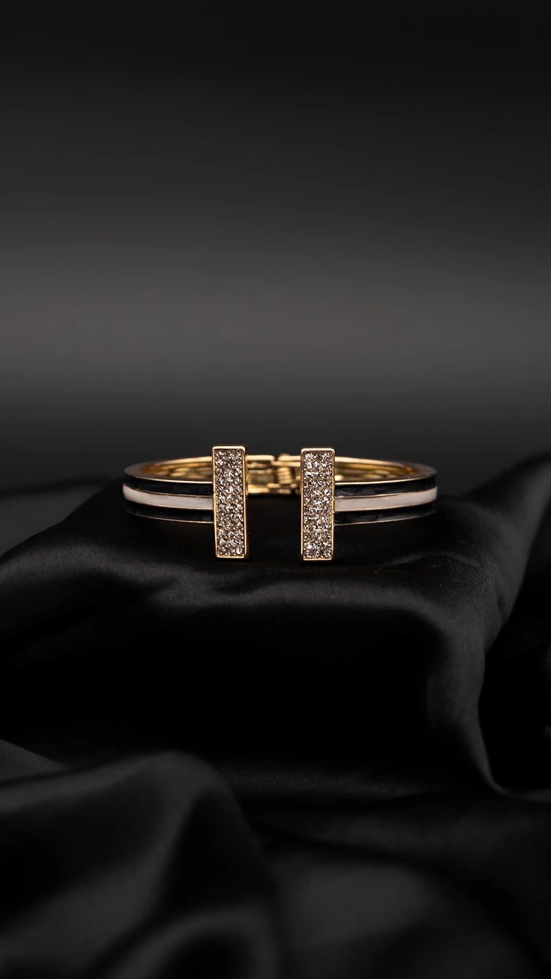 Mono Sparkle Bangle