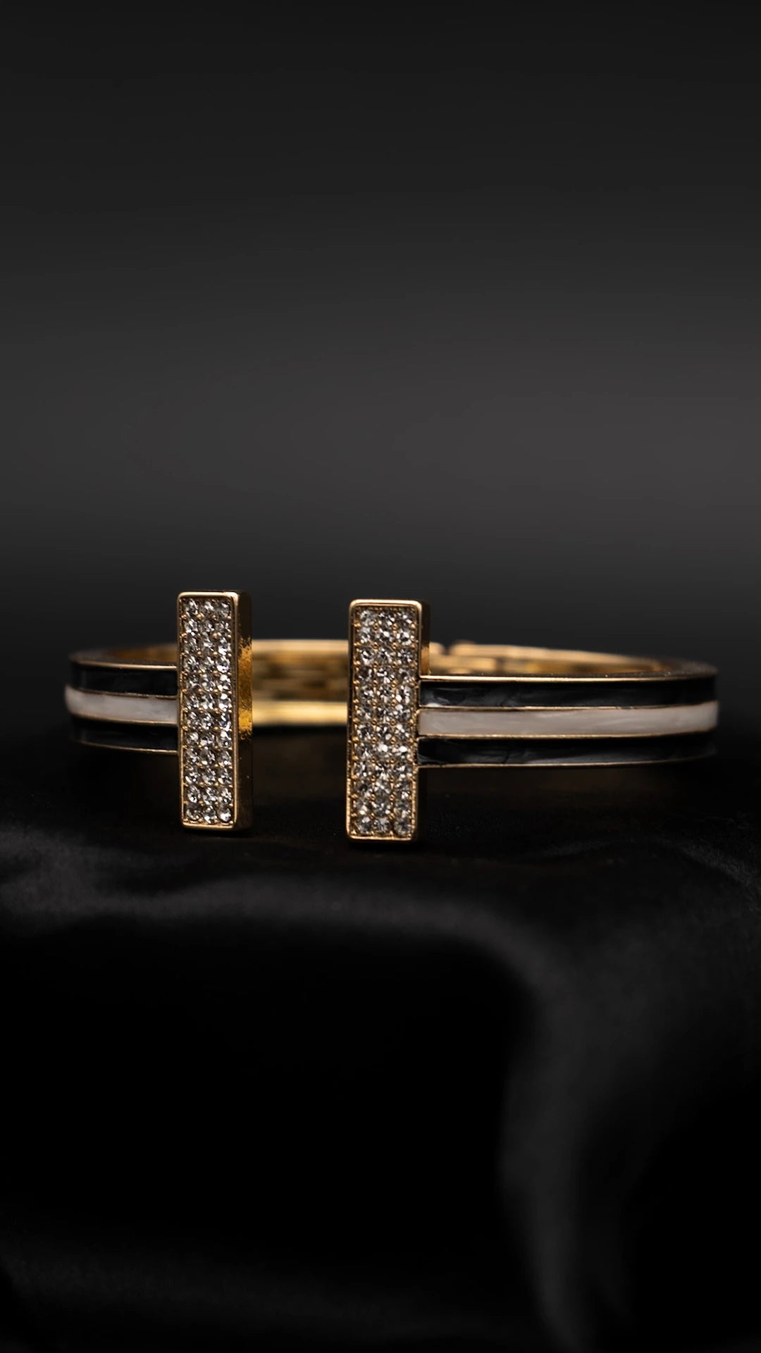 Mono Sparkle Bangle