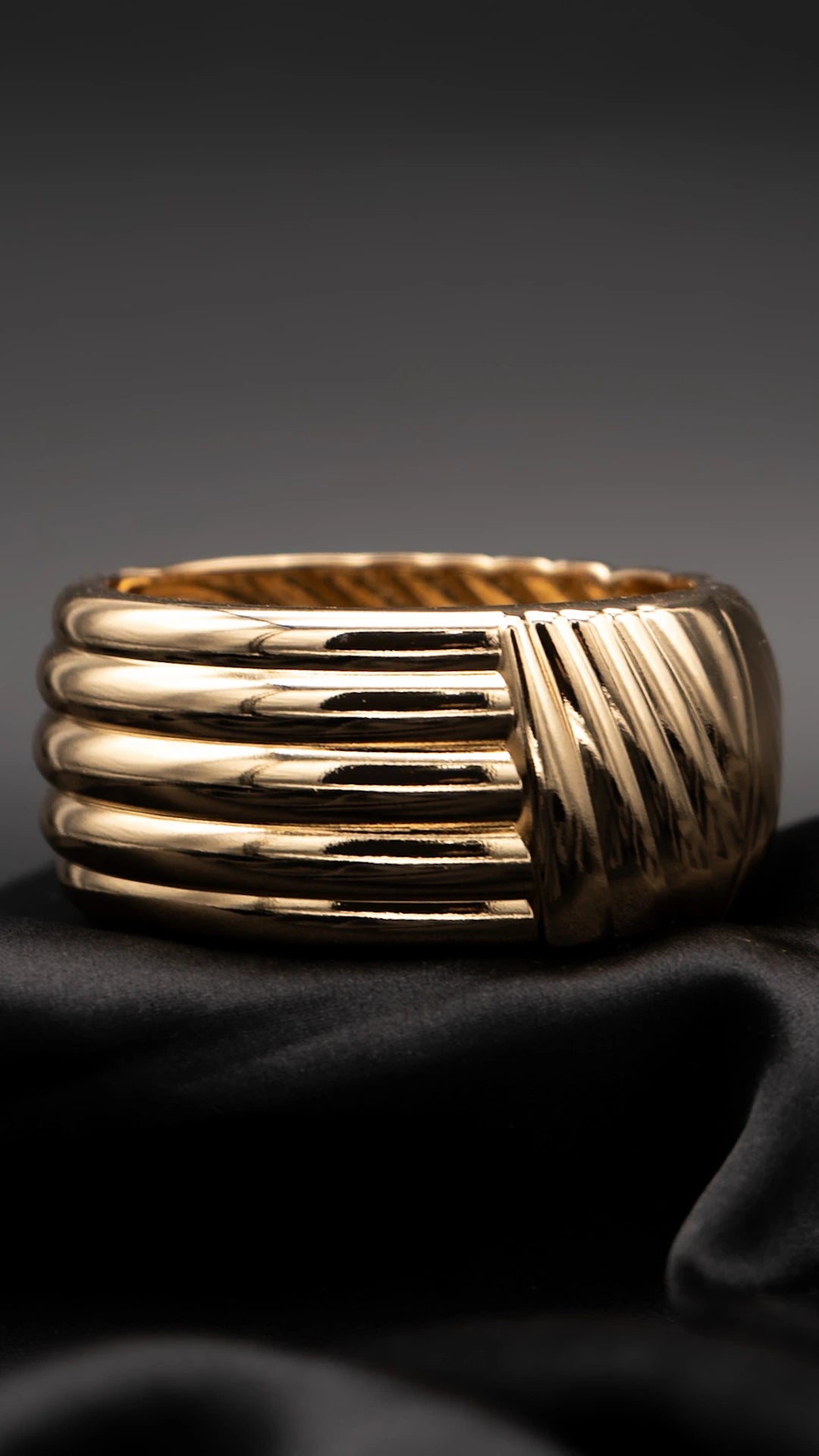 Glow Groove Bangle