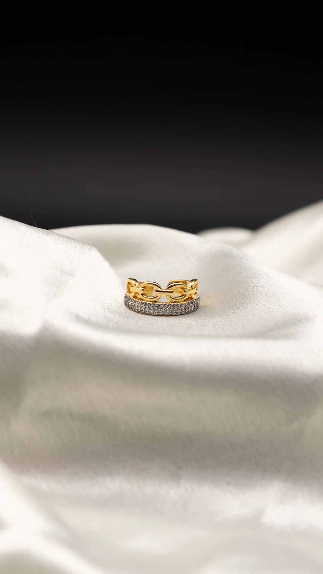 Gleam Statement Ring