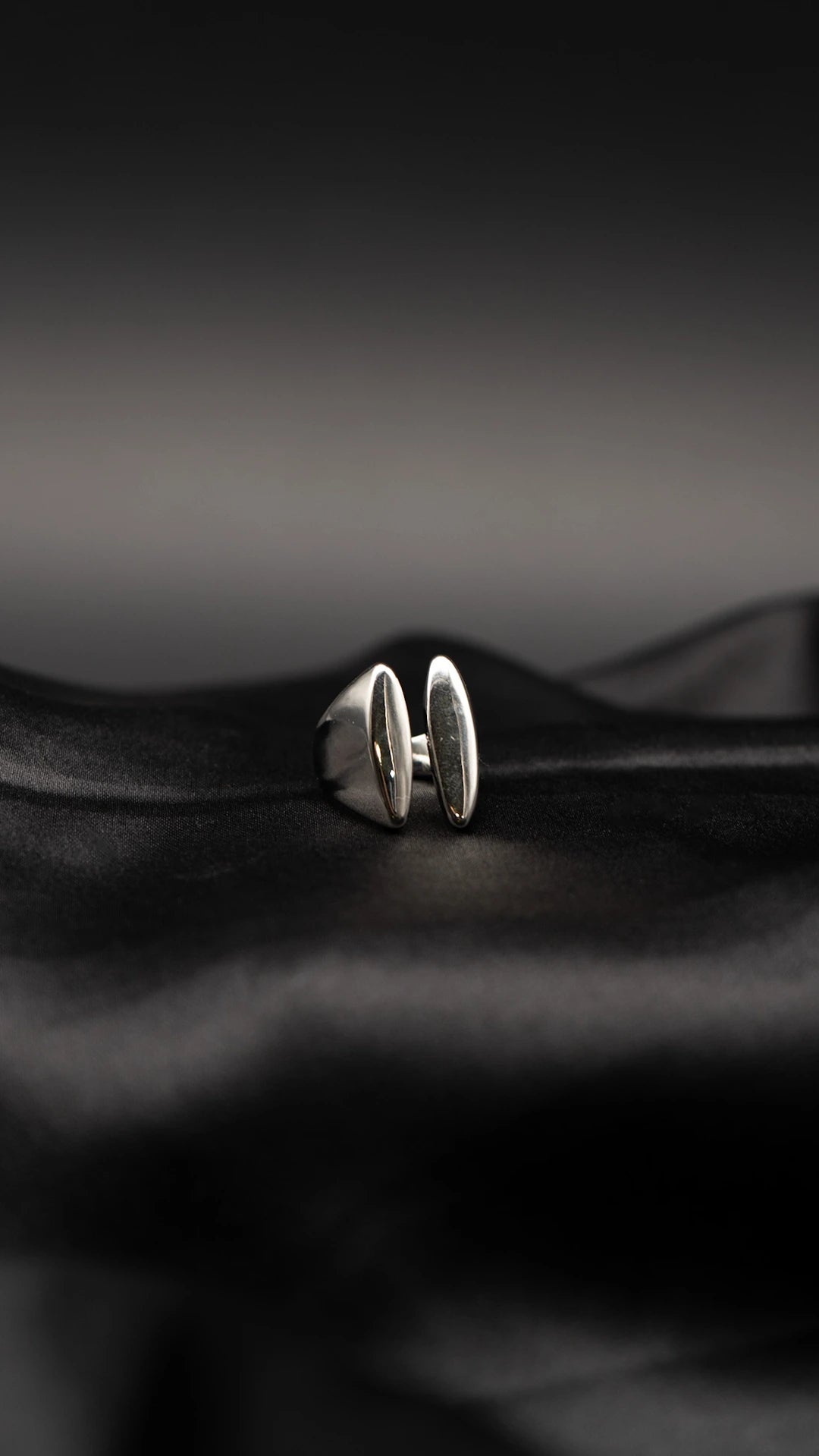 Nova Slit Statement Ring