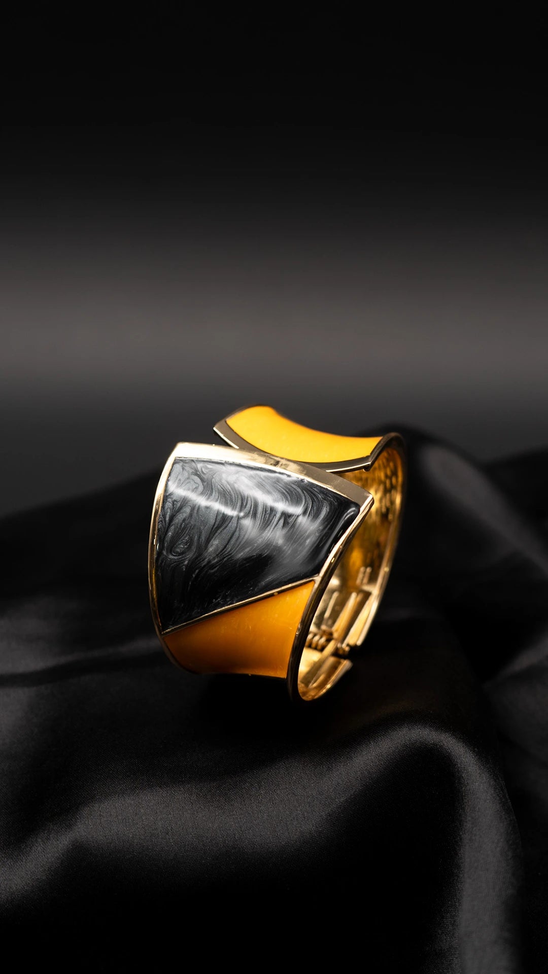 Zyra Citrine Bangle