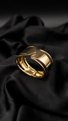 Amoura Bangle