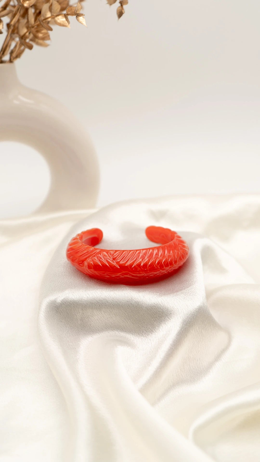 Scarlet Twist Resin Bangle