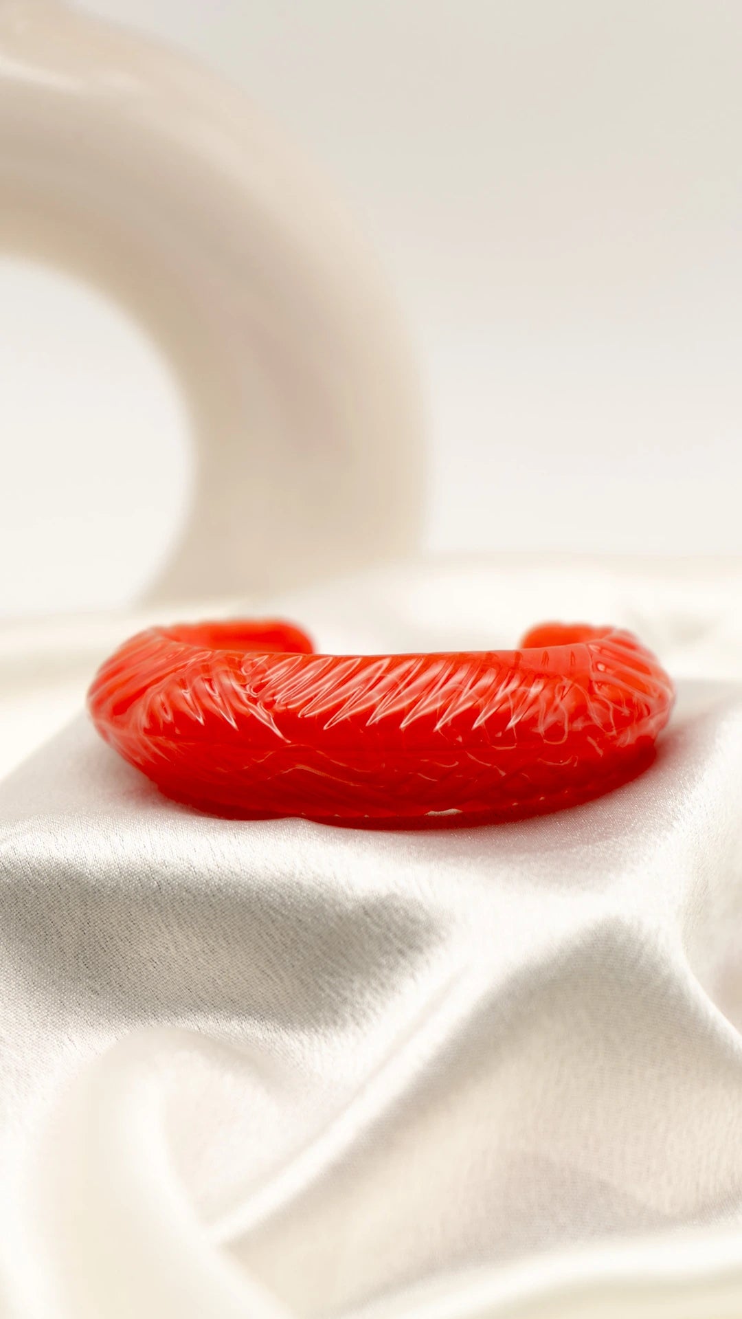 Scarlet Twist Resin Bangle
