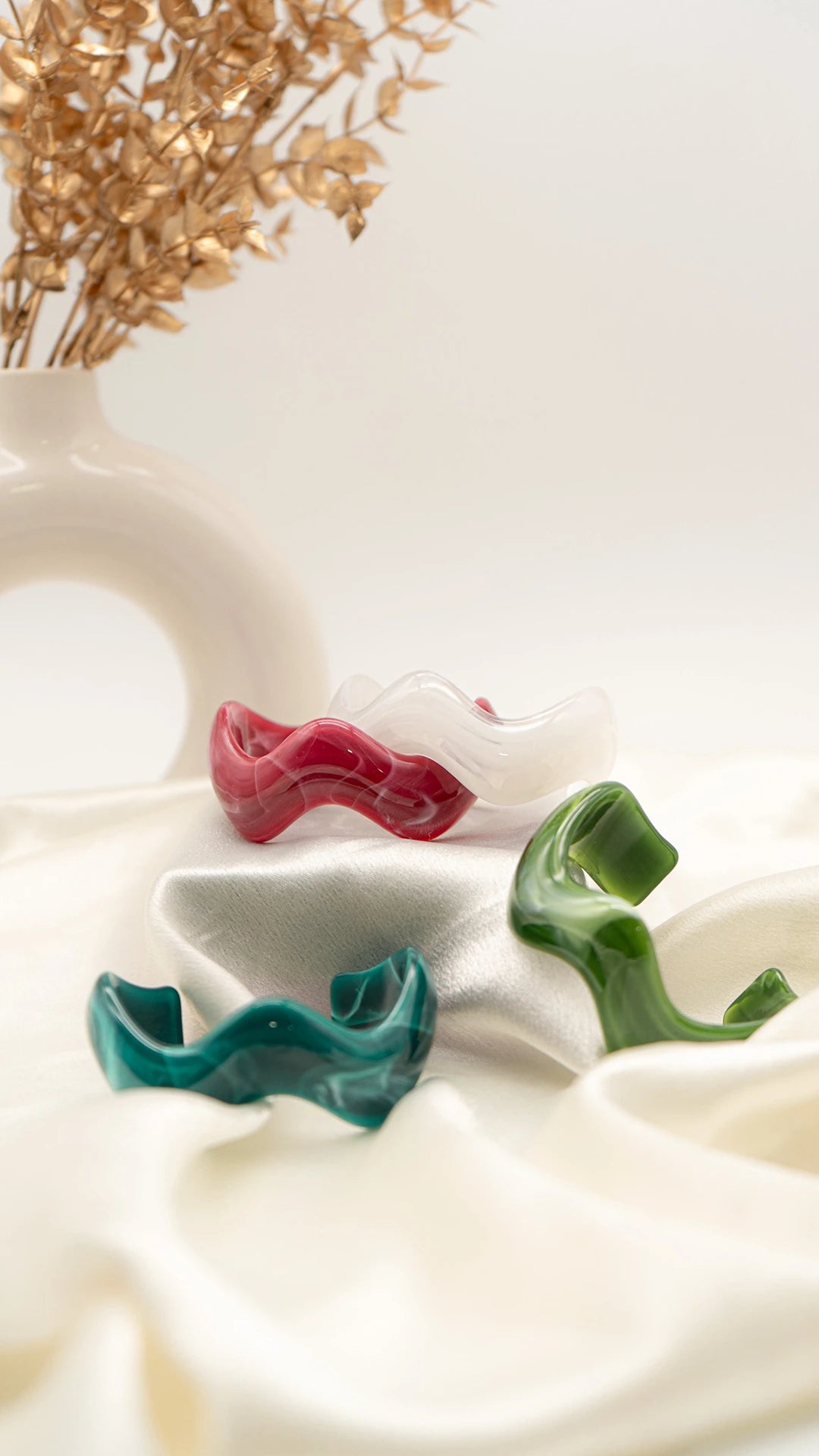 Pearl Swirl Resin Bangle