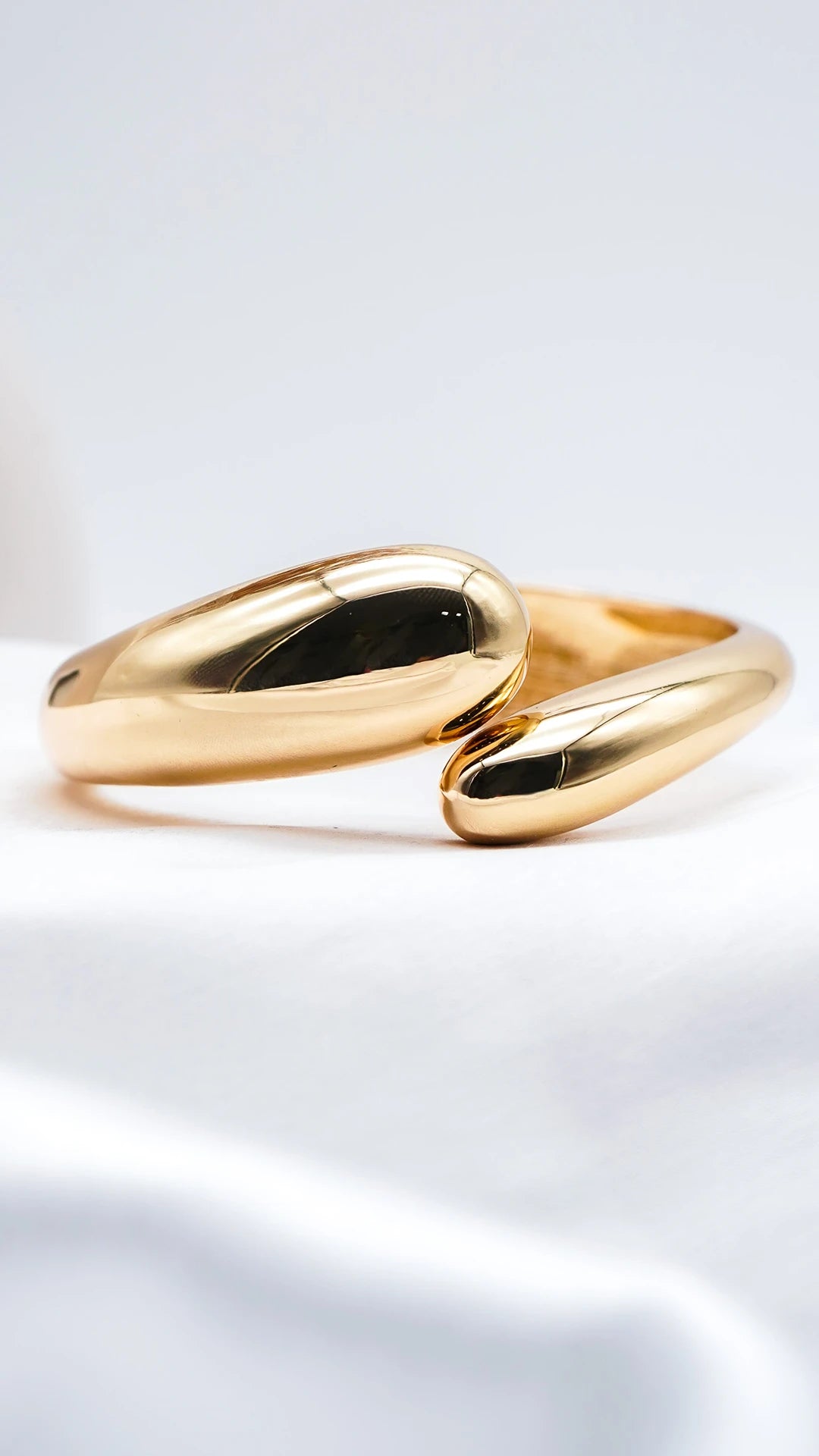 Flex Appeal Statement Bangle (Large)