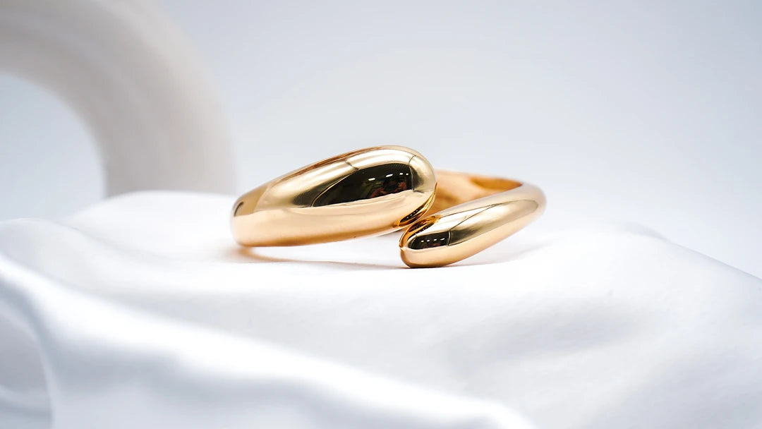 Flex Appeal Statement Bangle (Large)