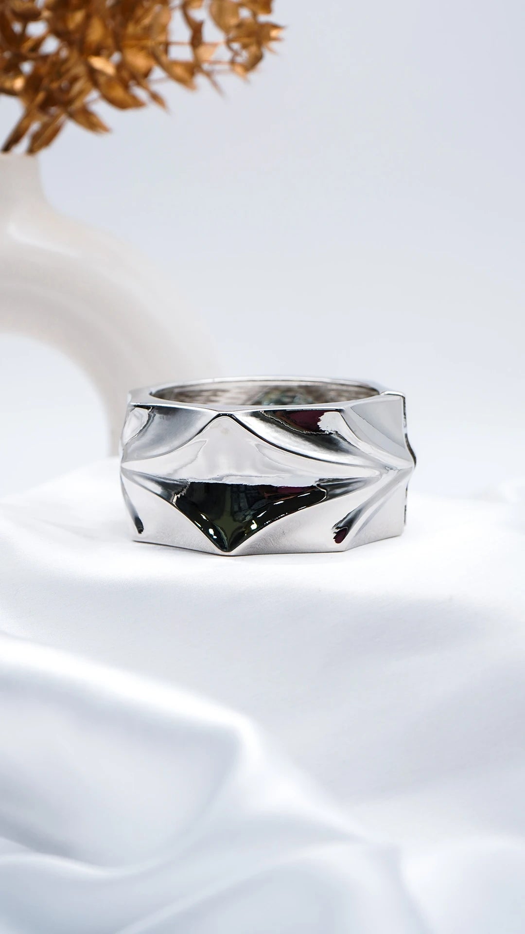 ICYWRIST Statement Bangle