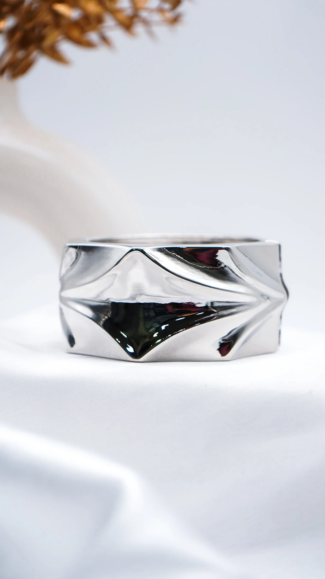 ICYWRIST Statement Bangle