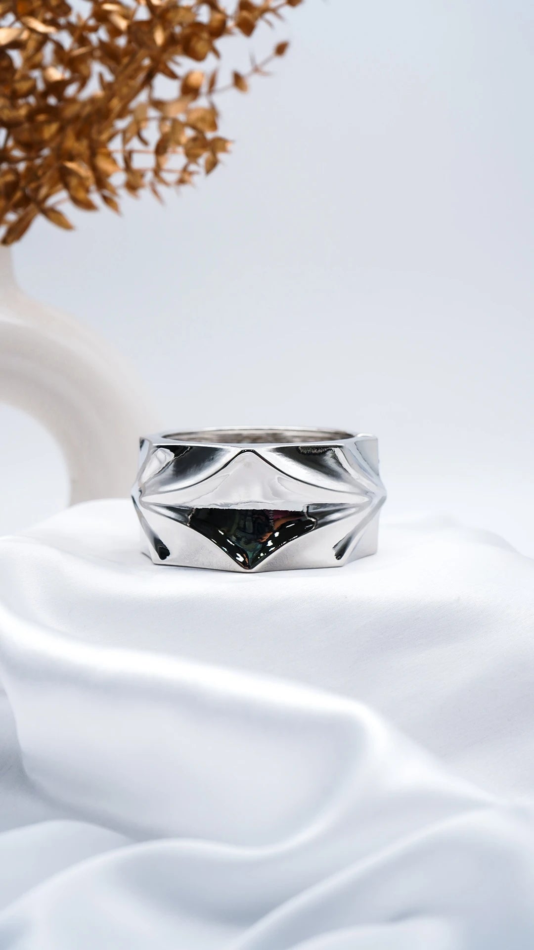 ICYWRIST Statement Bangle