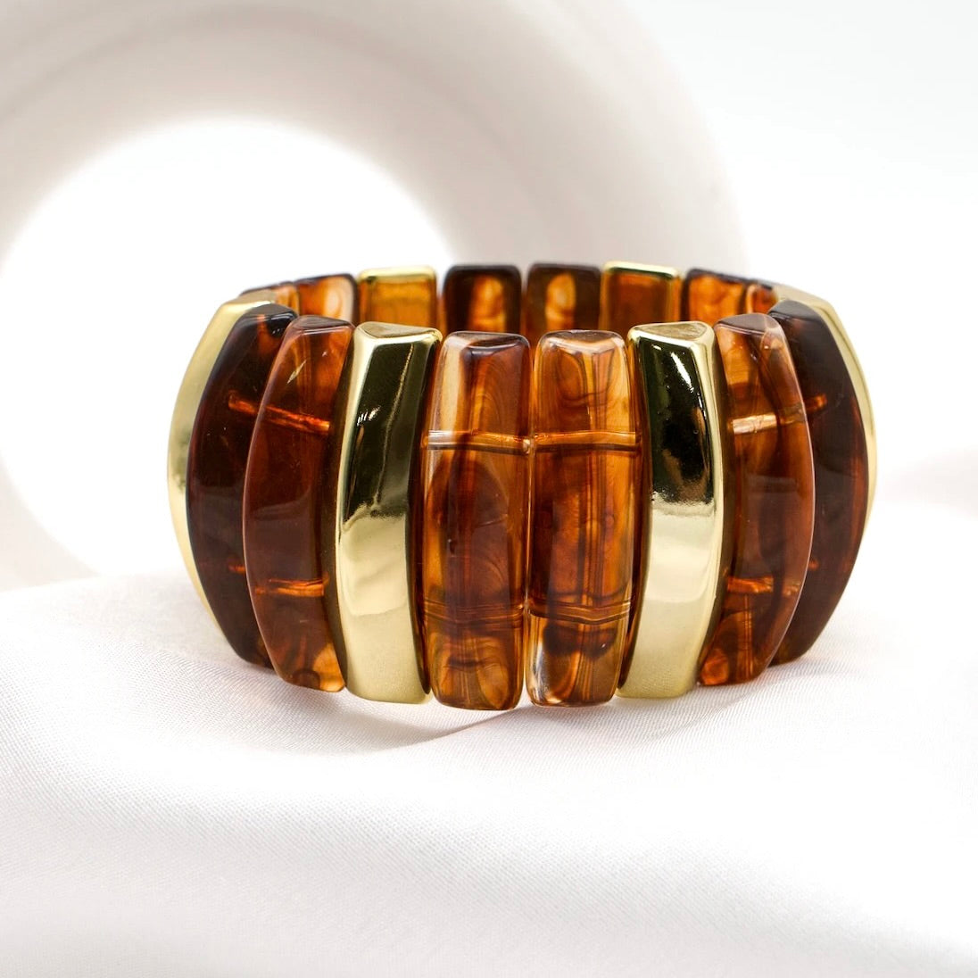 Amber Crest (Stretchable)