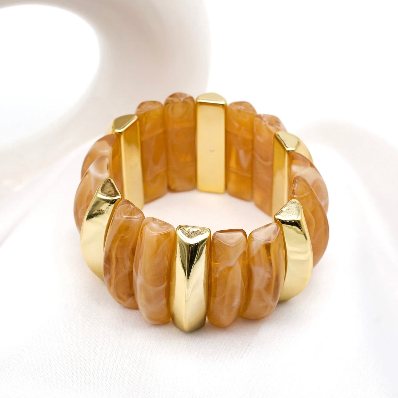 Amber Crest (Stretchable)