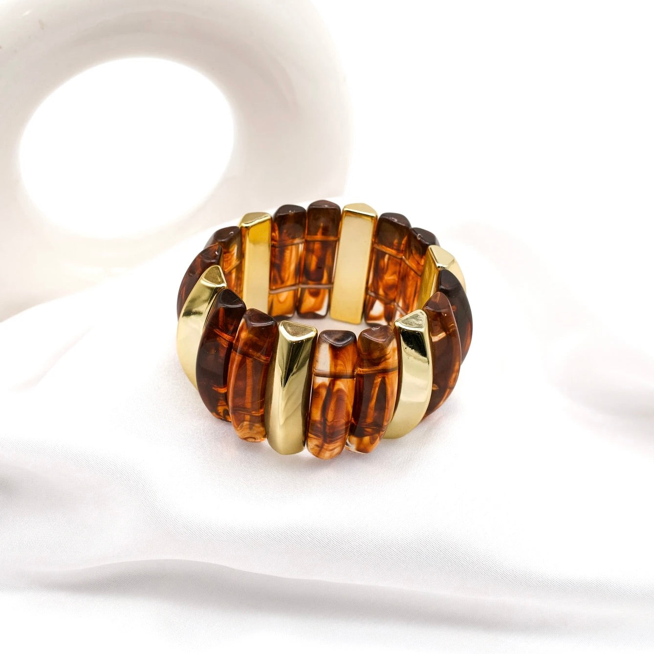 Amber Crest (Stretchable)