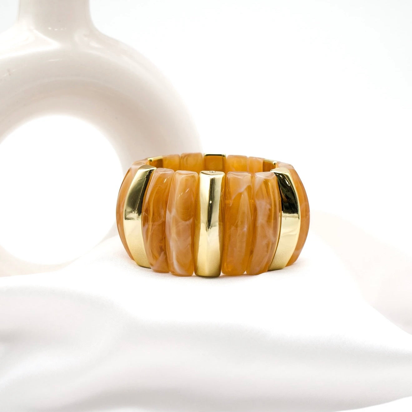 Amber Crest (Stretchable)