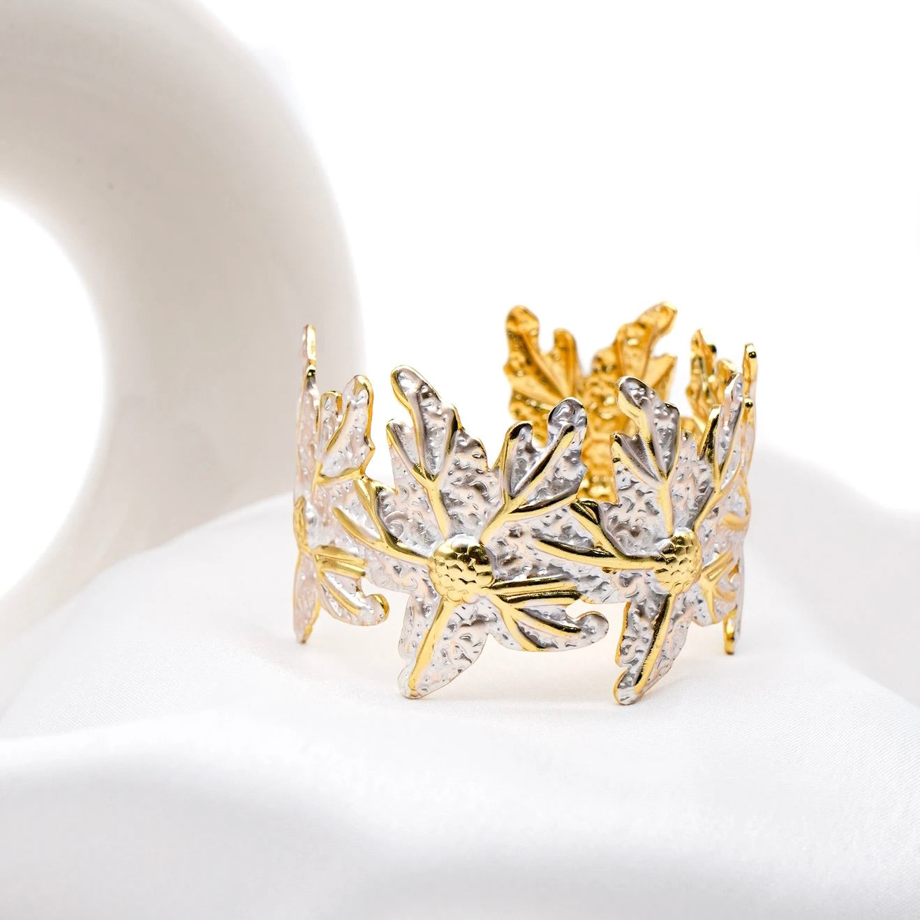 Laurel Crown