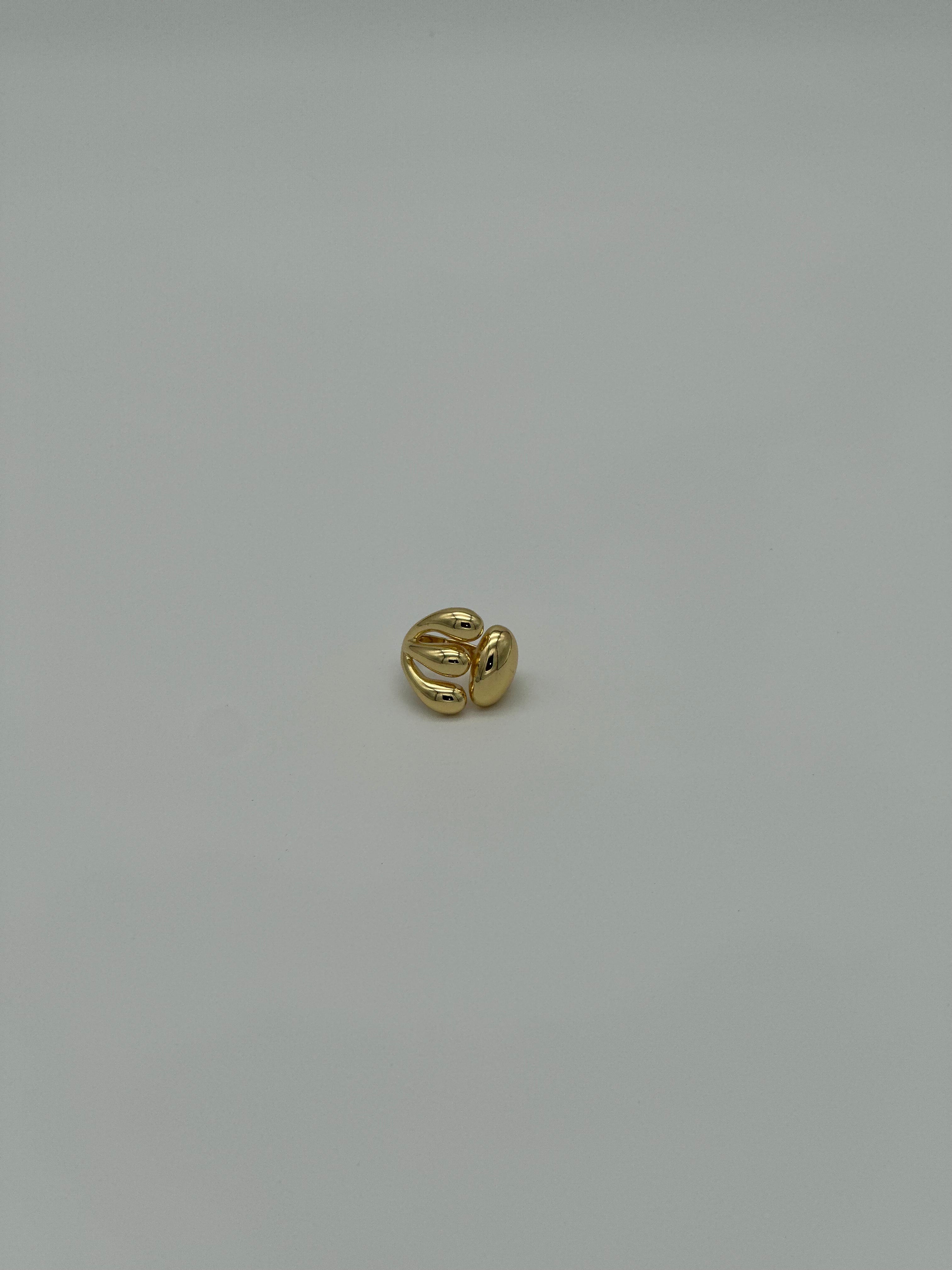 Elara Statement Ring