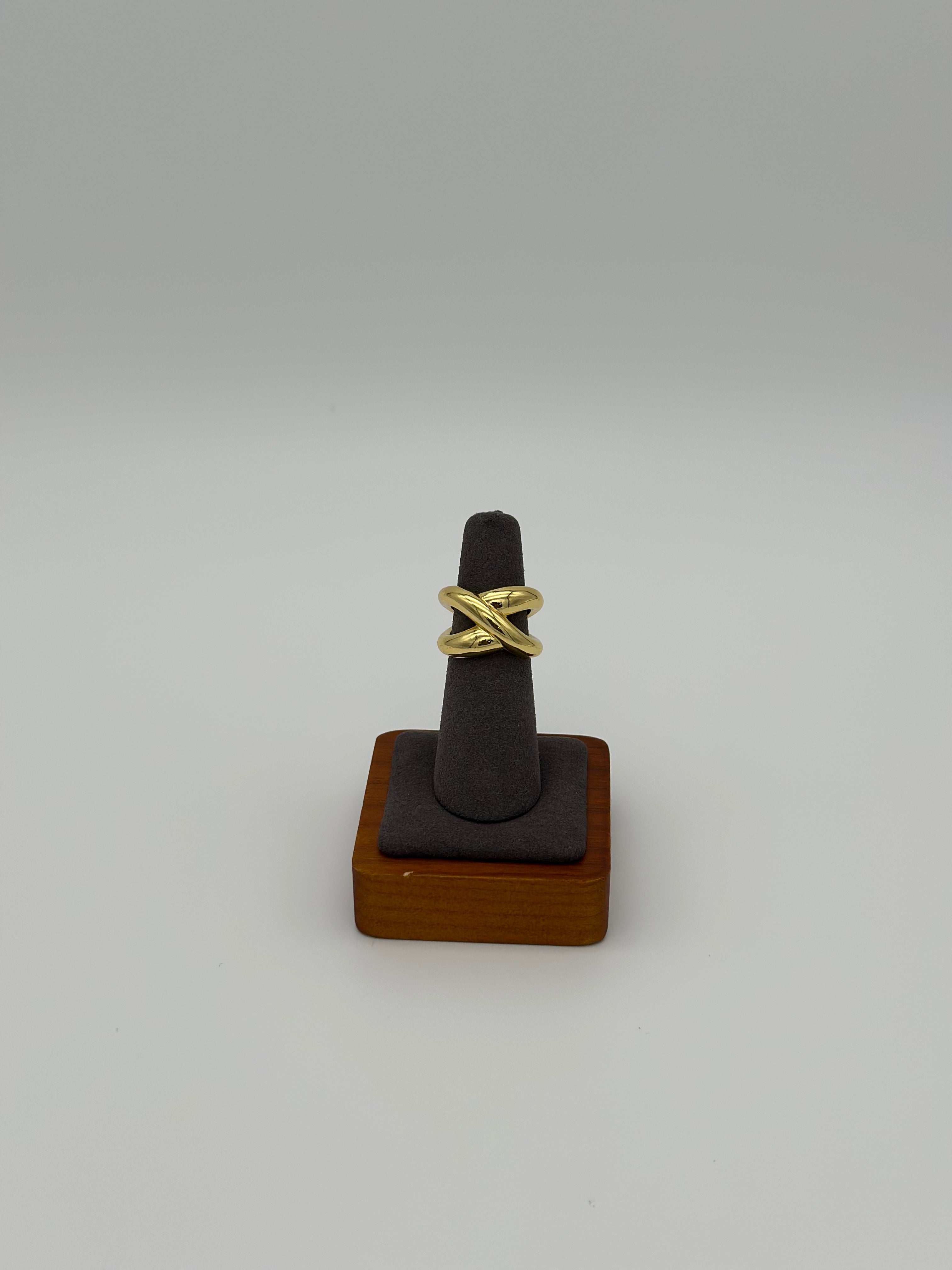 Elle Knot Statement Ring