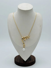 Venom Curve Necklace