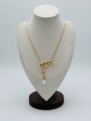 Venom Curve Necklace